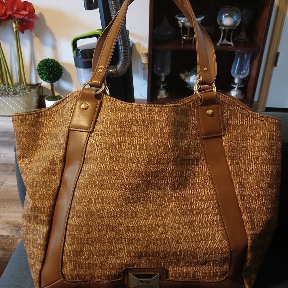 Nwot perfect condition juicy couture purse